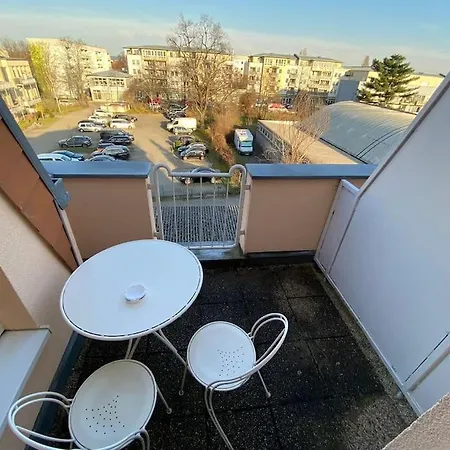 Schoene 2-raumwohnung In Apartman Drezda